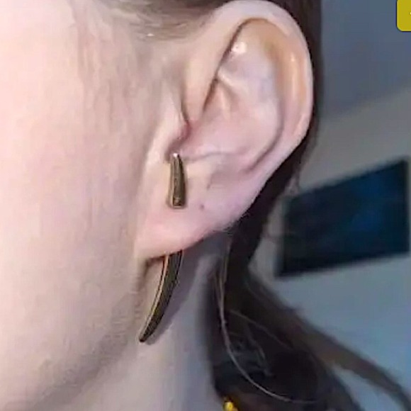 Gold Spiked Horn Earrings Thorn Punk Minimalist - Picture 3 of 11